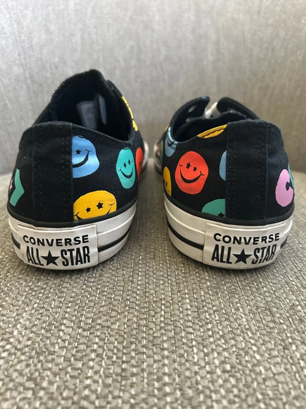 Converse Chuck Taylor All Star Low "Happy Faces" Sneakers - Picture 4 of 7